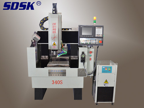 带刀库小型精雕机-小产品加工类